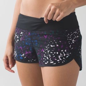 Lululemon Run Speed Short - patterned size 8